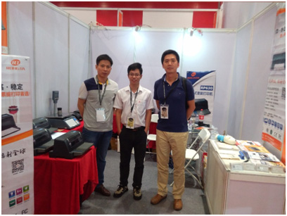 守正出奇--“容大”現(xiàn)身廣州2016中國(guó)辦公設(shè)備行業(yè)年會(huì)暨第二屆中國(guó)辦公設(shè)備產(chǎn)業(yè)博覽會(huì)