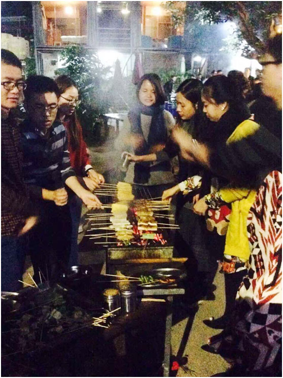 自助燒烤K歌派對——寒冬暖心