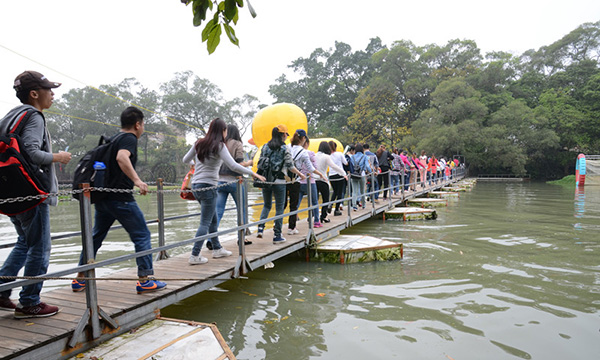 2014年3月廈門容大生產(chǎn)線員工集體出游